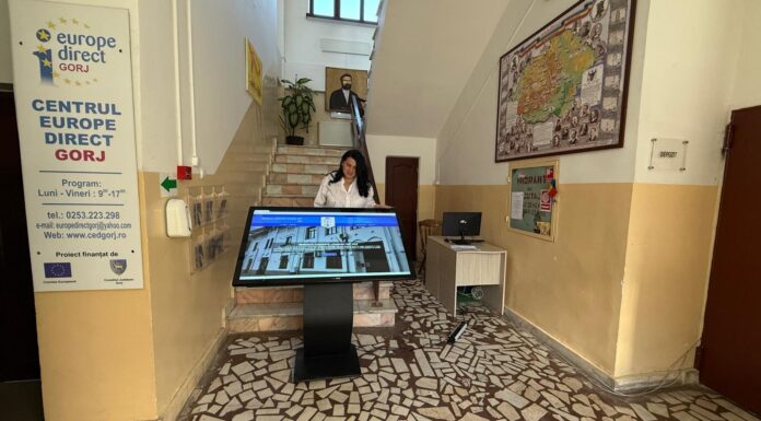 Două infochioșcuri interactive, la Biblioteca ”Christian Tell”