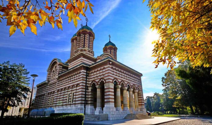 Ocrotitorii Olteniei, Sfinții Mari Mucenici Serghie și Vah, sărbătoriți astăzi