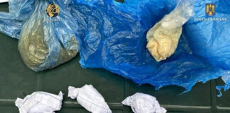 Pinaca, drogul care provoacă paranoia și halucinații, vândut ani la rând în Gorj! Doi bărbați au fost arestați