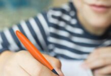 Învățătorii vor face ore de educație remedială