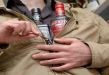 Dosar penal pentru furt de whiskey