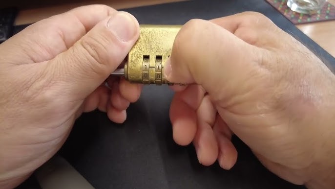 Hoțul care s-a dat singur de gol. Ce pedeapsă a primit!