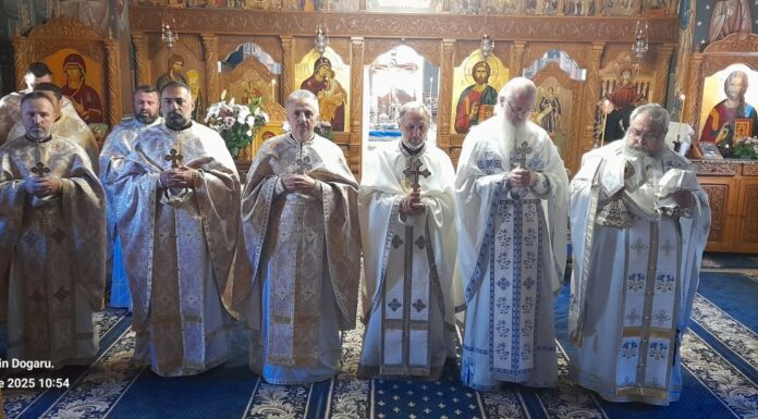 Mănăstirea «Sfânta Treime» Strâmba-Jiu şi-a sărbătorit Hramul «Acoperământul Maicii Domnului» – ,,Pentru noi, românii, Sărbătoare «Acoperământul Maicii Domnului» are o mare însemnătate, pentru că Maica Domnului s-a arătat în Biserica dinVlaherne…”!