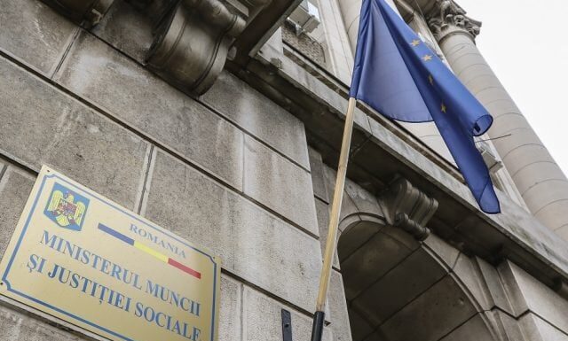 Protest al angajaților din asistența socială