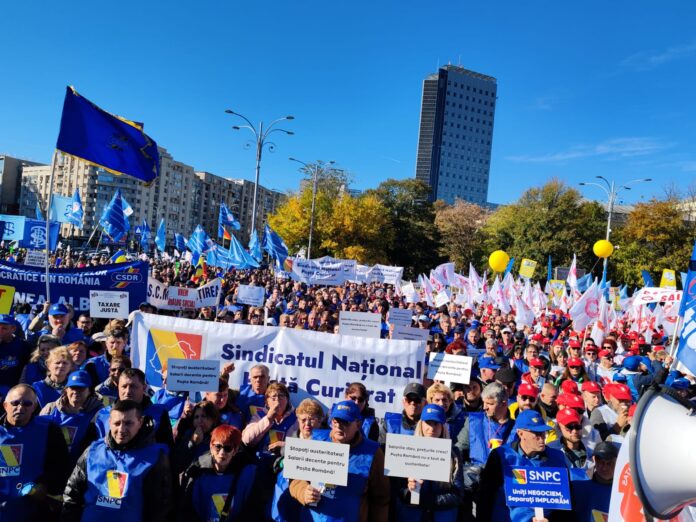 Sindicaliști din Gorj, la protestul din fața Guvernului