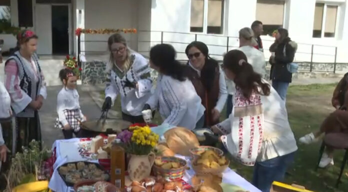 Festival al toamnei în loc de cel al piftiilor, la Peștișani, din lipsă de fonduri!