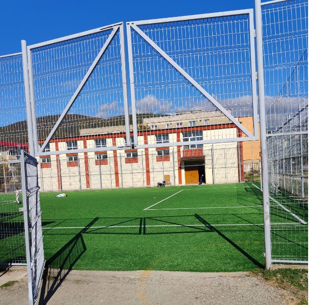 Incident la o școală din Bumbești-Jiu