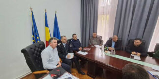 Șefii instituțiilor și serviciilor publice din județ, la prefect