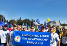Sindicaliști gorjeni protestează la București împotriva măsurilor de austeritate