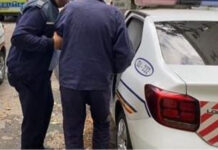 Septuagenar reținut după ce i-a furat banii soției