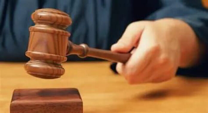 Târgujianul care și-a omorât fratele, condamnat la 11 ani de închisoare