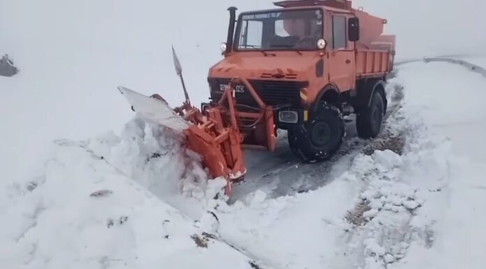 Transalpina și Transfăgărăşanul rămân închise