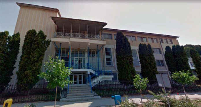 Arestat la 73 de ani pentru tâlhărie, faptă comisă în propria casă