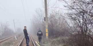 Tragedie pe calea ferată, la Bâlteni: Un bărbat de 80 de ani a murit lovit de tren