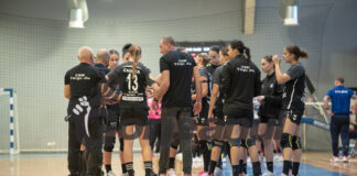 Eșec la Slatina pentru handbaliste