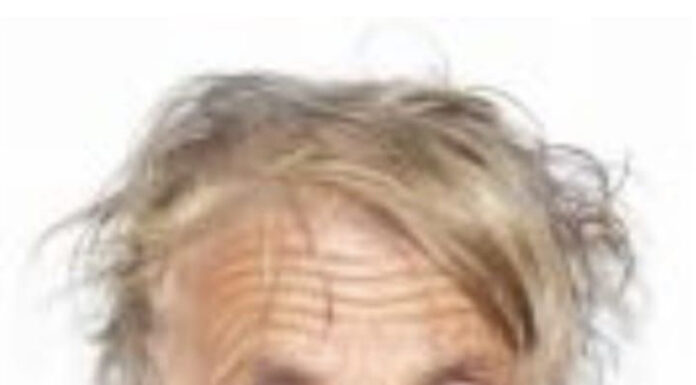 Bătrână dispărută dintr-o comună din Gorj, căutată cu câinele de urmă