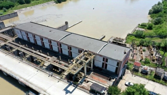 Încă un eșec în strategia de decarbonare a CEO! Licitația pentru modernizarea microhidrocentralei Turceni, anulată!