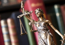 Cercetați în libertate după ce au depus mărturie mincinoasă