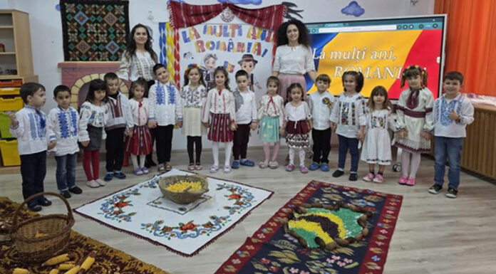 Sărbătoare în Culorile Tricolorului la Grădinița cu P.P. ,,Vis de Copil” Târgu Jiu