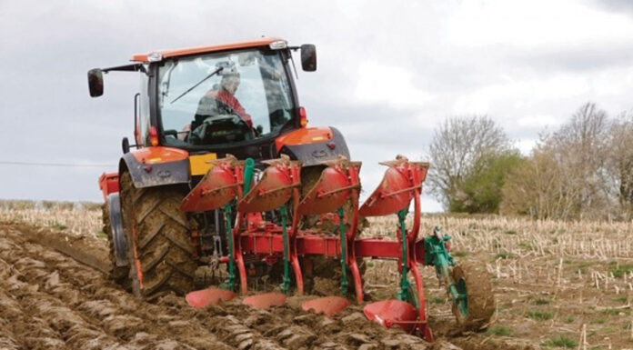 Agricultura pe înțelesul tuturor – Faceți-vă un mare bine, arați terenul toamna (2)