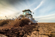 Agricultura pe înțelesul tuturor – Faceți-vă un mare bine, arați terenul toamna (1)