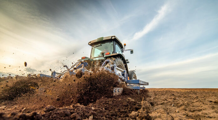 Agricultura pe înțelesul tuturor – Faceți-vă un mare bine, arați terenul toamna (1)
