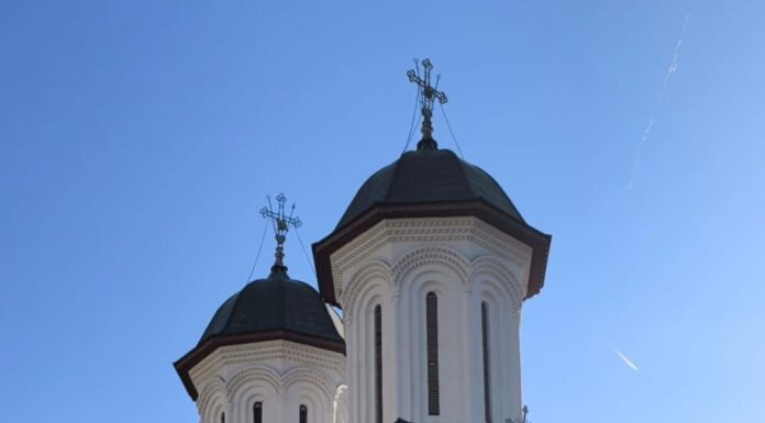 Fonduri europene pentru două biserici din Târgu Jiu