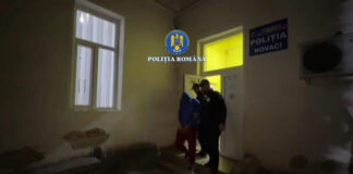 VIDEO: Bătaie la o partidă de poker, într-un bar din Roșia de Amaradia