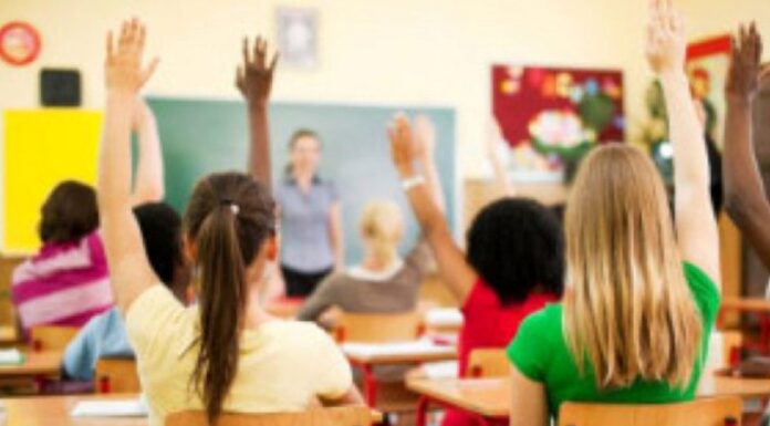 Educație electorală și juridică pentru elevi