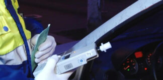 Șofer prins beat criță la volan, după ce a produs o tamponare