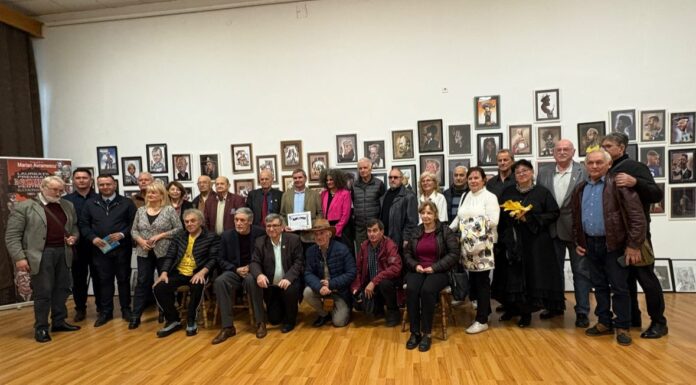 Expoziția de caricatură „Zece” semnată de marele grafician Marian Avramescu, vernisată la Târgu Jiu