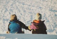 Geacă călduroasă pentru copii – modele practice și la modă pentru iarna 2025/2026