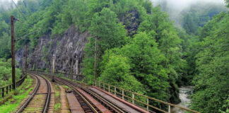 Începe modernizarea infrastructurii feroviare din Defileul Jiului