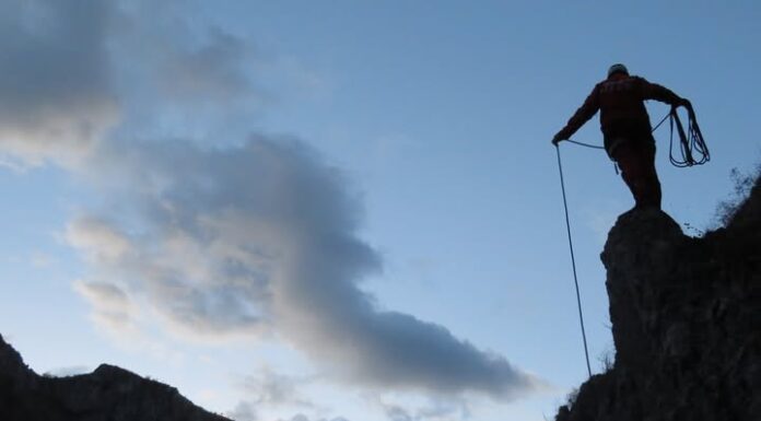 Gorjean salvat de pe munte. Un singur apel la Salvamont