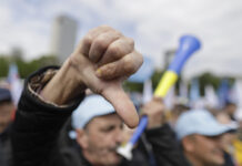 Sindicatele sesizează Comisia Europeană