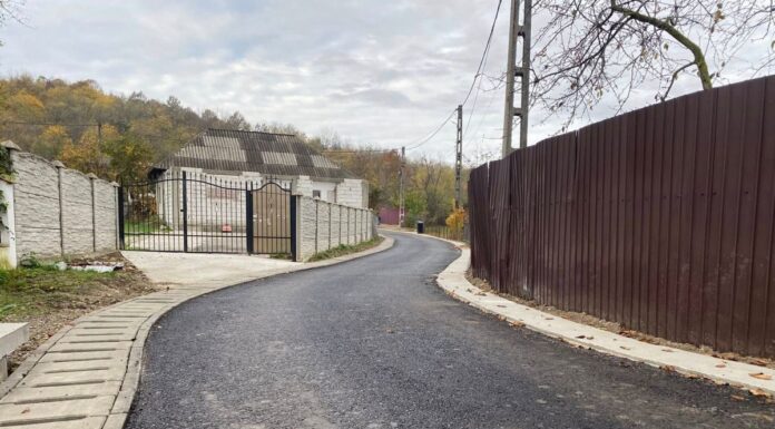Străzi reabilitate la Fărcășești