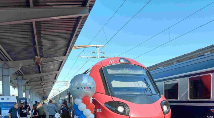 Tren modern în gara din Târgu Jiu, de luna viitoare