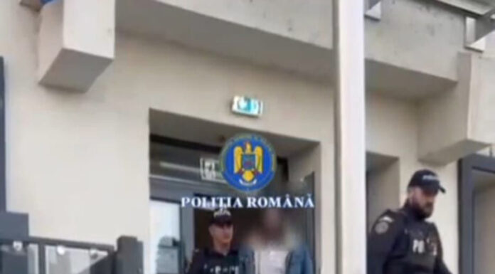 VIDEO: A ajuns în arest după ce și-a amenințat bunica de care nu avea voie să se apropie
