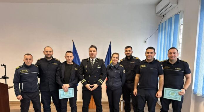 Șapte agenți de la Penitenciarul Târgu Jiu, avansați în grad
