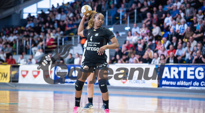 Gilda Simao a semnat cu Gloria Bistrița