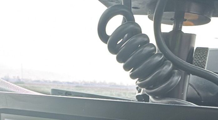 FOTO: Doi șoferi, prinși cu viteză pe Varianta Ocolitoare Târgu-Jiu, în condiții de ceață