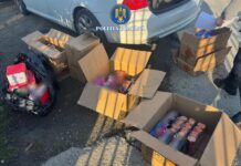 FOTO: Sute de kilograme de articole pirotehnice, ridicate de polițiști! Descoperirea făcută de oamenii legii la Târgu-Cărbunești