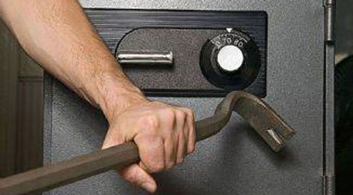 Jaful celor două seifuri cu 300.000 de lei de la Târgu Jiu. Condamnare definitivă