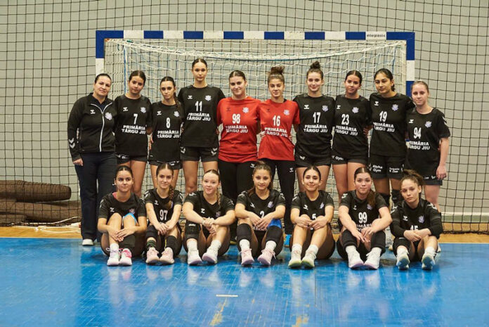 Junioarele 2 au încheiat turul pe primul loc