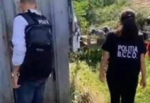 Lovitură pentru femeia acuzată că și-a pus fiica minoră să întrețină relații sexuale cu fostul învățător și pentru bărbatul de 71 de ani