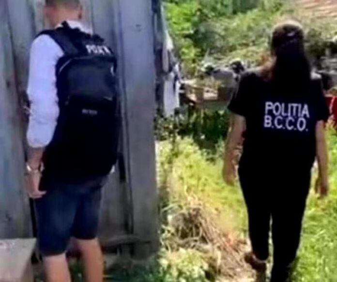 Ultima șansă de a-și petrece Crăciunul acasă, spulberată la Craiova pentru femeia acuzată că și-a pus fiica minoră să întrețină relații sexuale cu fostul învățător