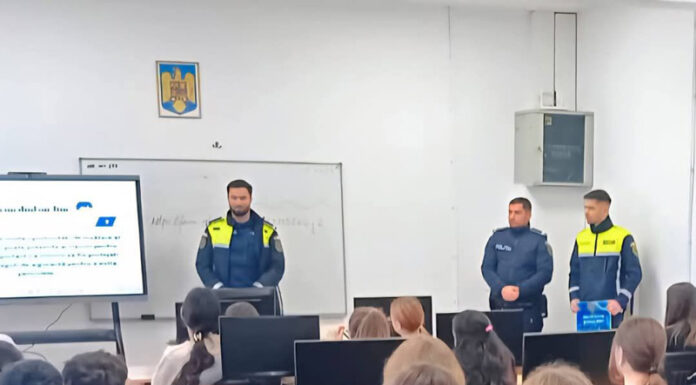 Poliția, în acțiune la Școala Gimnazială Crușeț