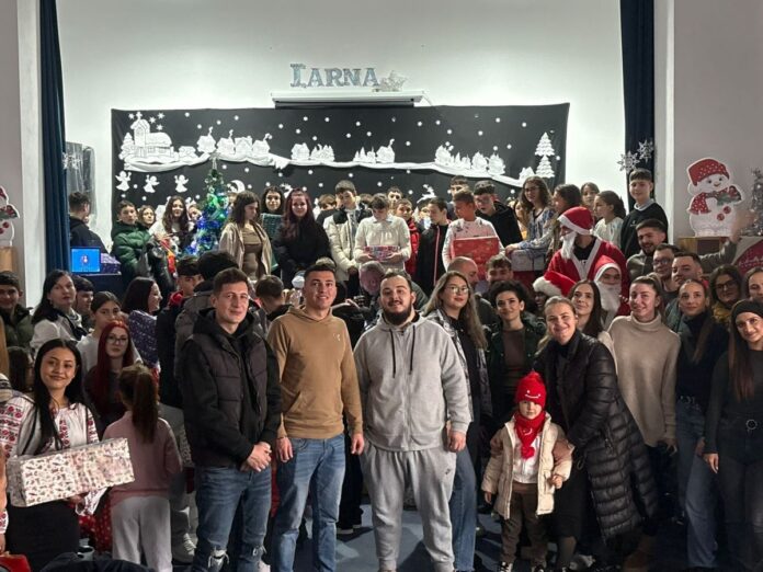 Minunile există! (Partea a II-a) – Proiectul “Darnicul Moș Crăciun”, la Școala Gimnazială Câlnic