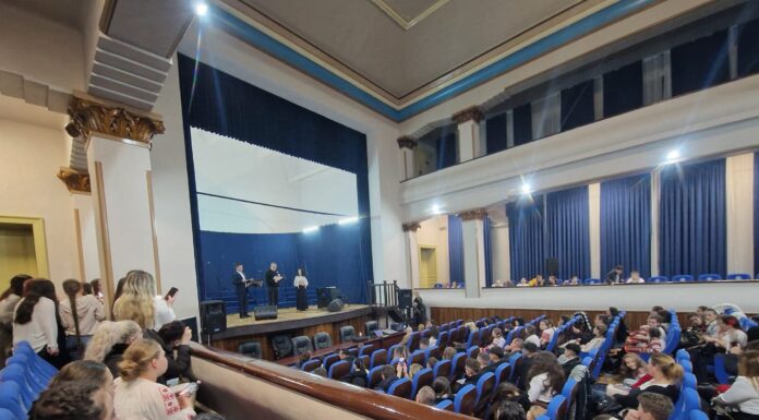 Magia colindelor prinde viață astăzi la Târgu Jiu