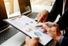 Statul liniștit, economia sub asediu